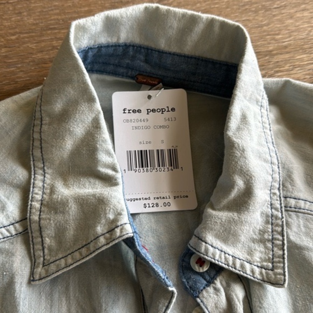 Free people denim shirt Indigo combo